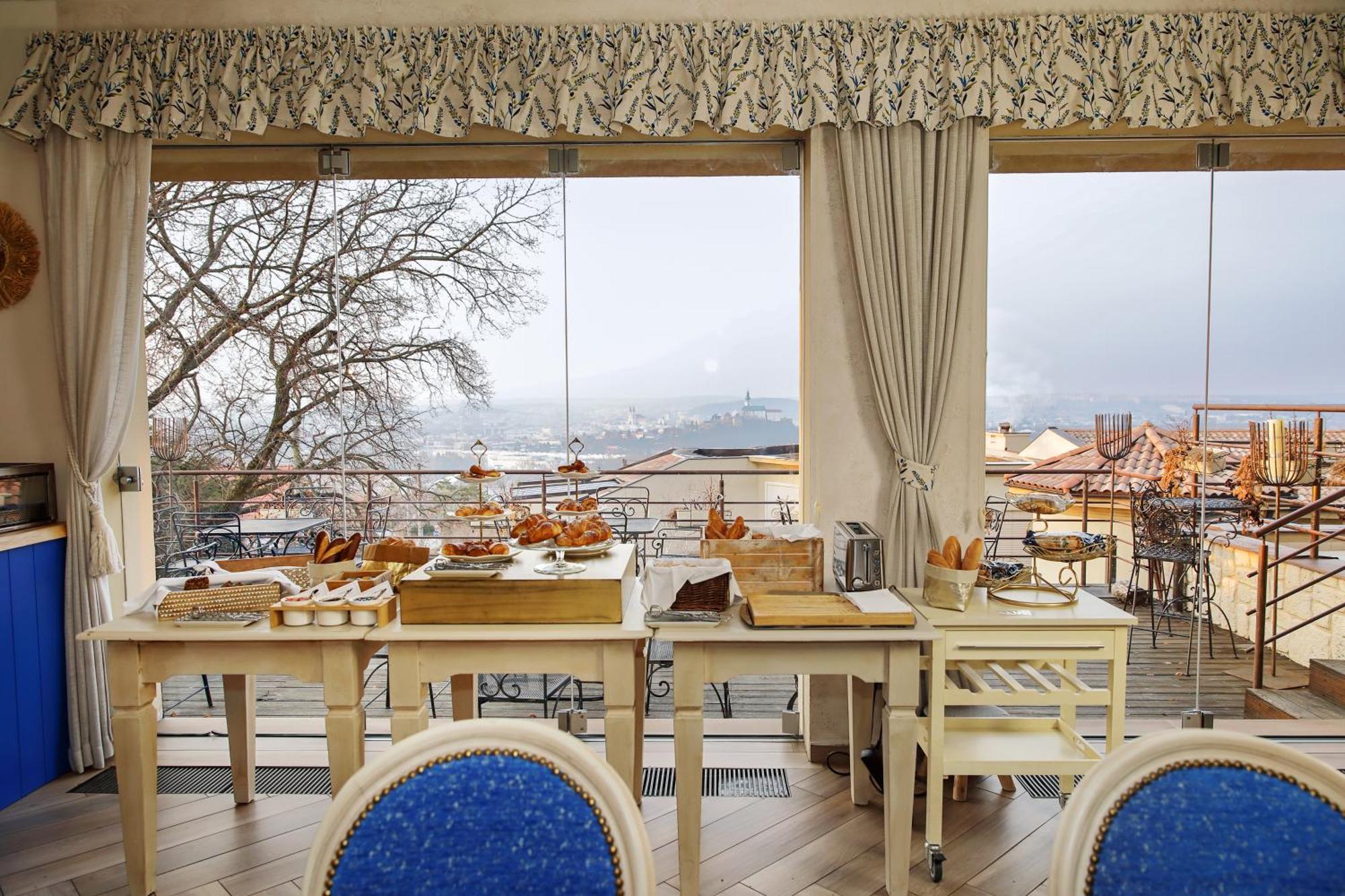 Hotel Zlaty Klucik - Golden Key With Luxury Spa Litra Dış mekan fotoğraf