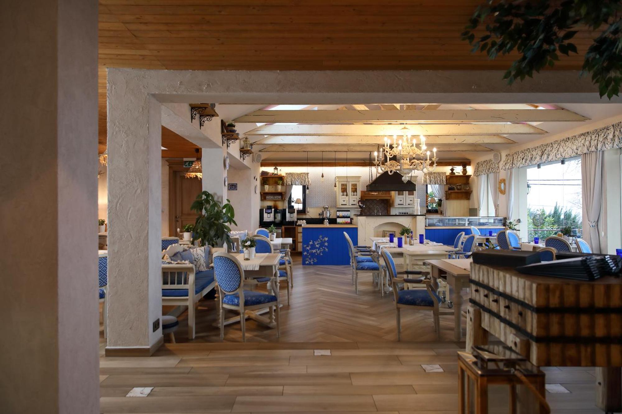 Hotel Zlaty Klucik - Golden Key With Luxury Spa Litra Dış mekan fotoğraf